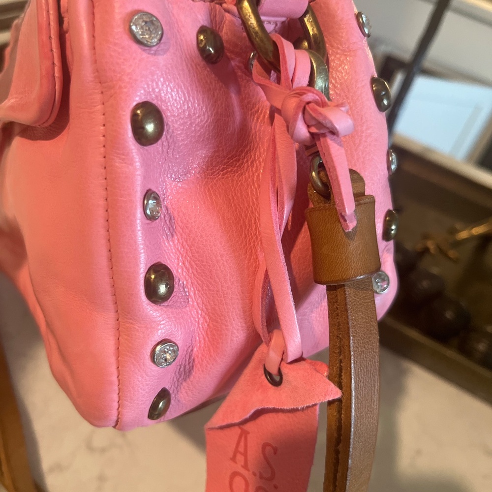AS98 pink leather satchel/crossbody - Picture 5 of 10